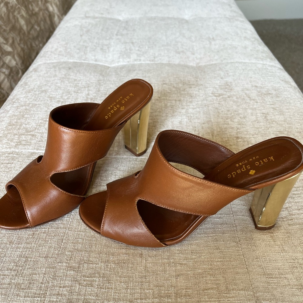 Kate Spade 3.5” open toe slip on shoe